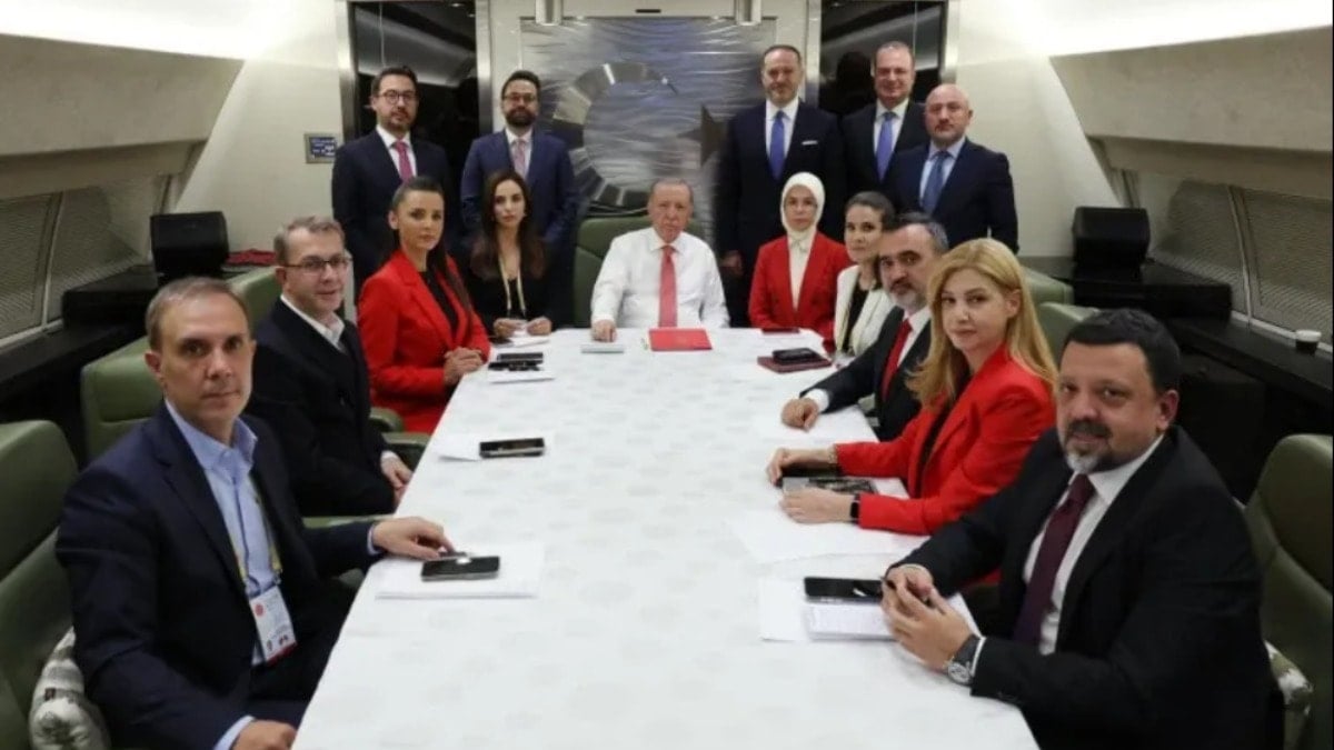 Cumhurbaşkanı Erdoğan’dan CHP açıklaması: Her yerden pis kokular geliyor Cumhurbaşkanı Erdoğan’dan CHP açıklaması: Her yerden pis kokular geliyor