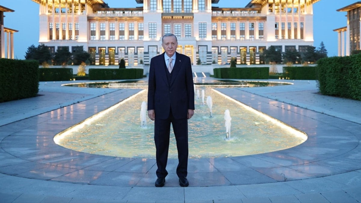 Danışmanından Erdoğan’ın adaylığı için flaş çıkış Danışmanından Erdoğan’ın adaylığı için flaş çıkış