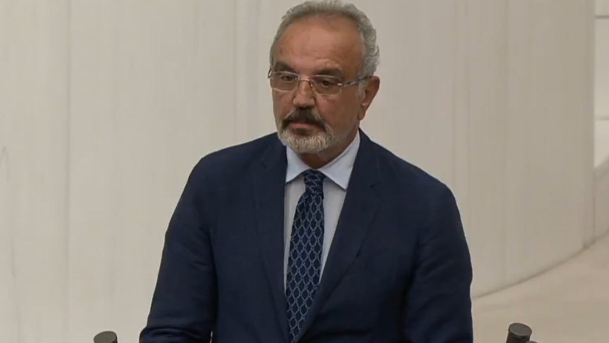 DEM Partili Sakık’a AKP’den ‘açılım’ uyarısı: Yapma Sırrı, sırası mı zamanlaman yanlış’ DEM Partili Sakık’a AKP’den ‘açılım’ uyarısı: Yapma Sırrı, sırası mı zamanlaman yanlış’