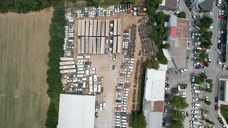 Dikkat! Otoparktaki aracınız satılabilir Dikkat! Otoparktaki aracınız satılabilir