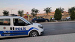 Direksiyon hakimiyetini kaybetti, refüje çıktı: 1 yaralı Direksiyon hakimiyetini kaybetti, refüje çıktı: 1 yaralı