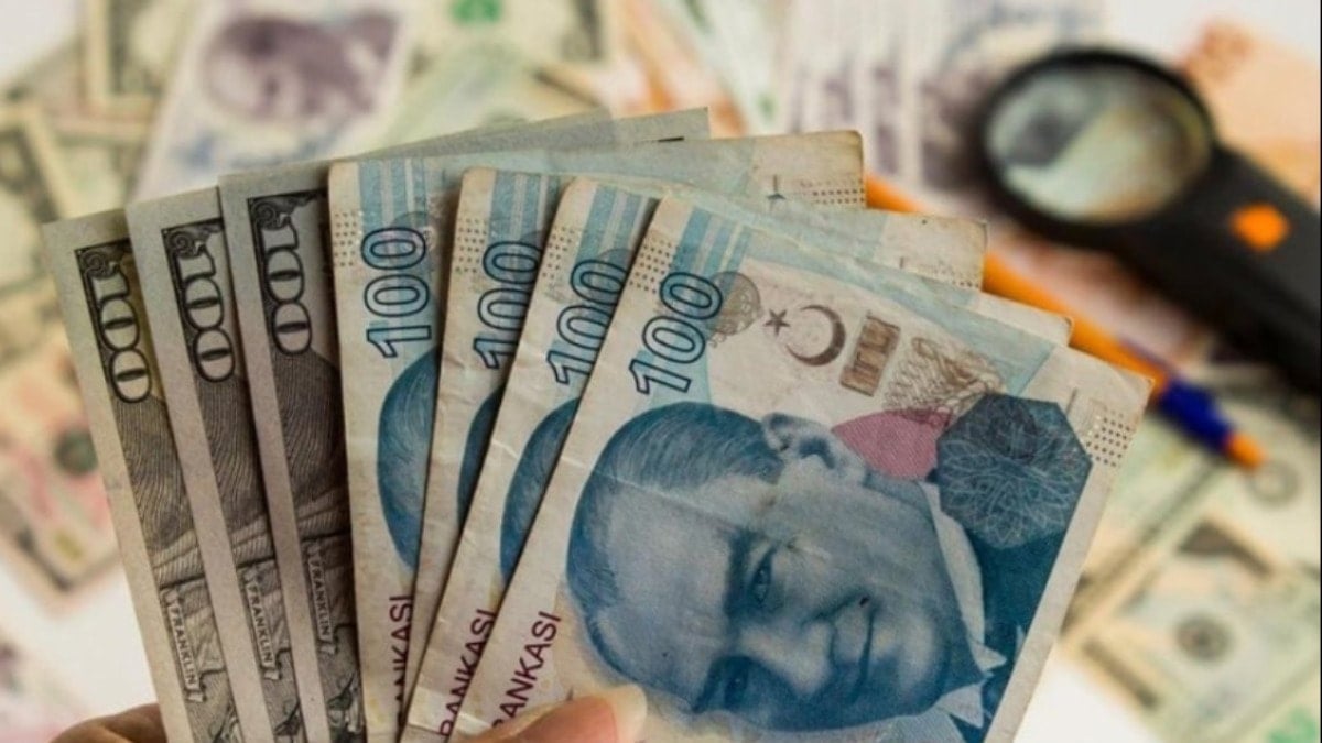 Döviz kurları saat 15.30’a kilitlendi: Doların rotasını belli olacak Döviz kurları saat 15.30’a kilitlendi: Doların rotasını belli olacak