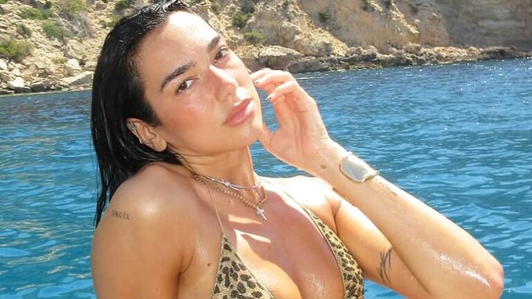 Dua Lipa’nın babası ünlü Türk şarkıcıyı aradı ve ikna etti Dua Lipa’nın babası ünlü Türk şarkıcıyı aradı ve ikna etti