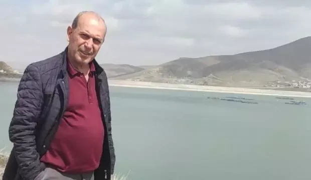 Düğünde mutluluk gözyaşları acıya dönüştü: Geline takı takarken kalbi durdu Düğünde mutluluk gözyaşları acıya dönüştü: Geline takı takarken kalbi durdu