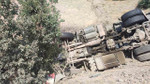 Elazığ’da Tır şarampole devrildi: 1 yaralı Elazığ’da Tır şarampole devrildi: 1 yaralı