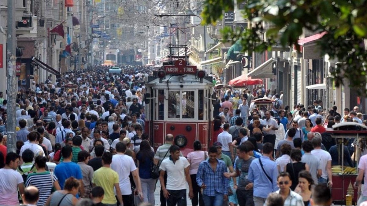 En çok göç alan ve en çok göç veren il İstanbul En çok göç alan ve en çok göç veren il İstanbul