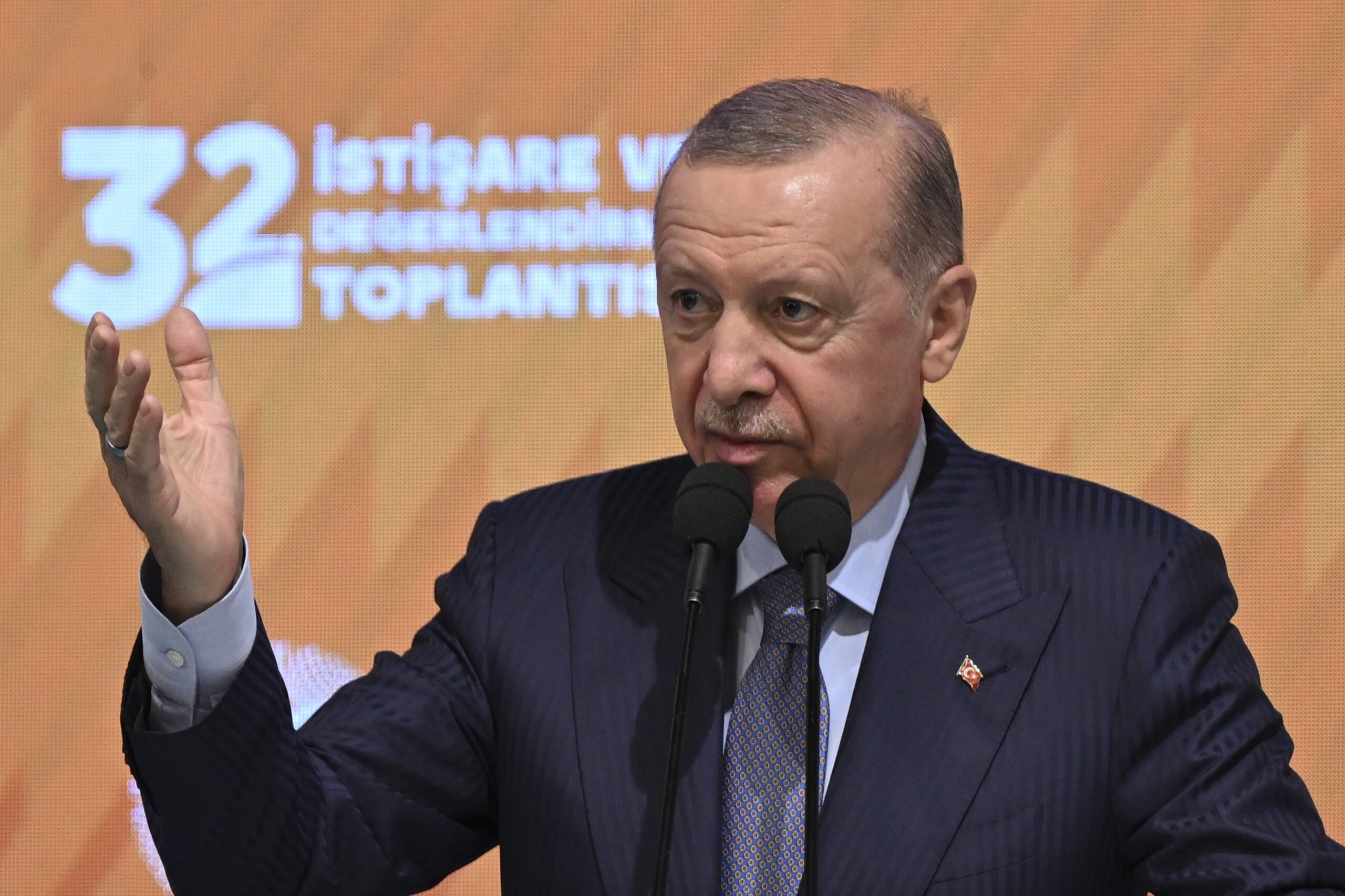 Erdoğan’ın iddiasına en ağır darbe AKP’li isimden geldi Erdoğan’ın iddiasına en ağır darbe AKP’li isimden geldi