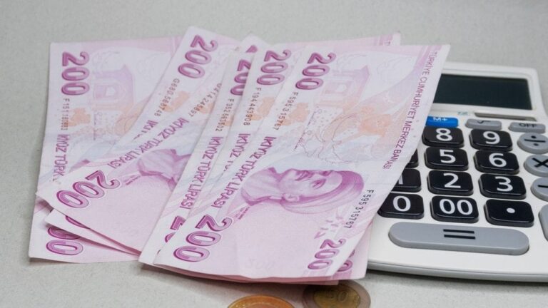 Faiz indirimi mevduat faizlerinde çöküş yarattı: 1 milyon TL’nin getirisi değişti Faiz indirimi mevduat faizlerinde çöküş yarattı: 1 milyon TL’nin getirisi değişti