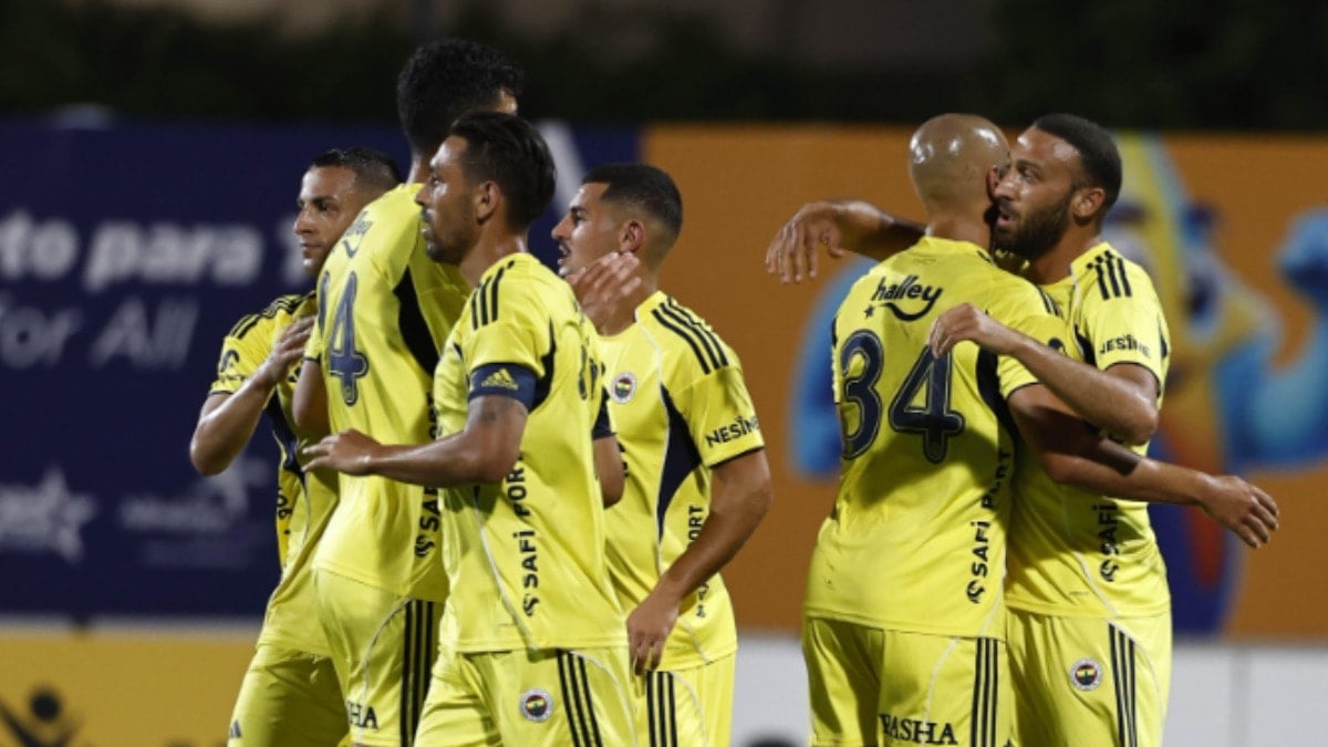 Fenerbahçe’nin Feyenoord maçlarının programı belli oldu Fenerbahçe’nin Feyenoord maçlarının programı belli oldu