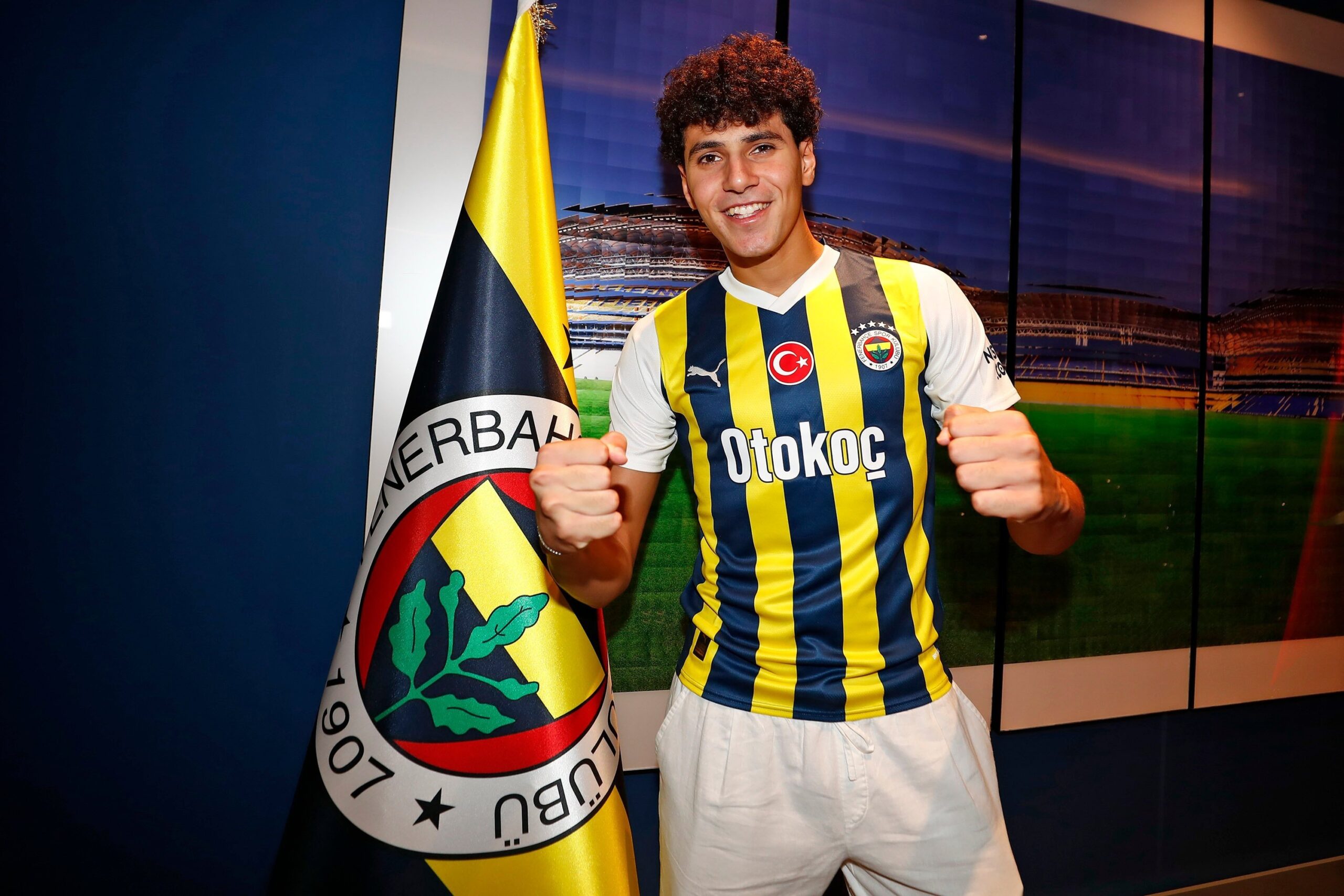 Fenerbahçe’ye piyango! Tek bir maça çıkmadan 10 katına satılıyor Fenerbahçe’ye piyango! Tek bir maça çıkmadan 10 katına satılıyor