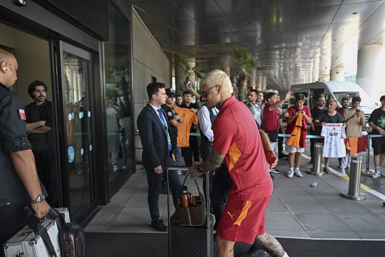 Galatasaray yeni sezon için Avusturya’ya gitti Galatasaray yeni sezon için Avusturya’ya gitti