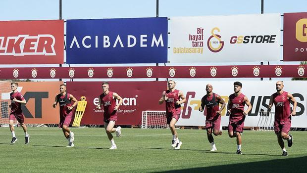 Galatasaray’da hazırlıklar devam ediyor! Galatasaray’da hazırlıklar devam ediyor!