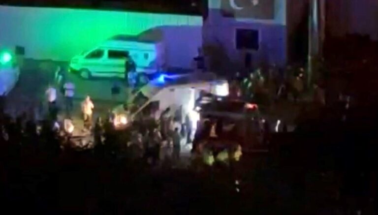 Genç şoför tırda yaşamına son verdi Genç şoför tırda yaşamına son verdi