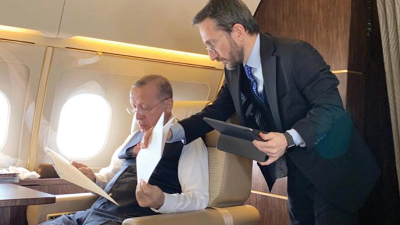 Görevden alınan Fahrettin Altun: ‘Cumhurbaşkanımıza şükranlarımı arz ediyorum’ Görevden alınan Fahrettin Altun: ‘Cumhurbaşkanımıza şükranlarımı arz ediyorum’