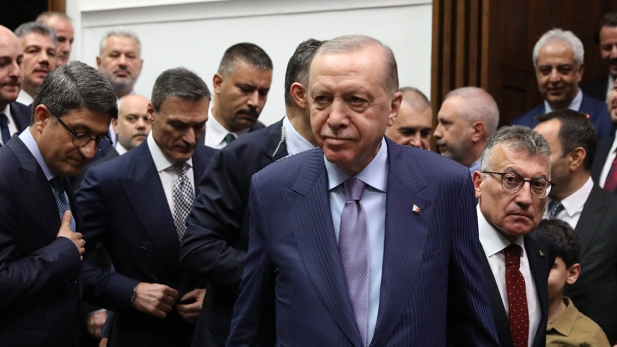 Her 10 Türk’ten kaçı ‘Erdoğan dönemi devam etmeli’ diyor? Her 10 Türk’ten kaçı ‘Erdoğan dönemi devam etmeli’ diyor?