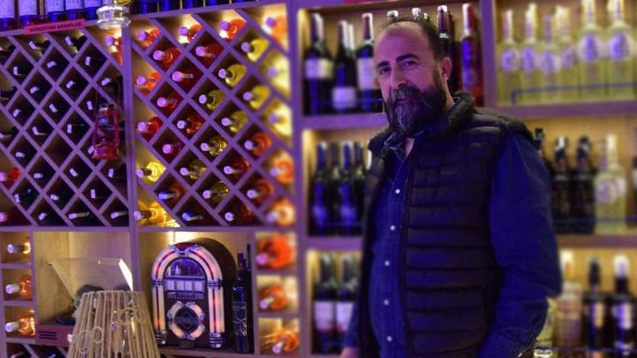 İçki ve sigara zamlarını önceden duyuran isim gözaltında İçki ve sigara zamlarını önceden duyuran isim gözaltında