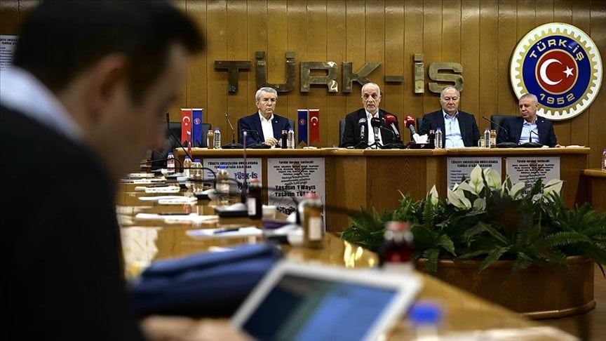 İktidara yakın sendika: Gelecek dönem de iyi geçmeyecek İktidara yakın sendika: Gelecek dönem de iyi geçmeyecek