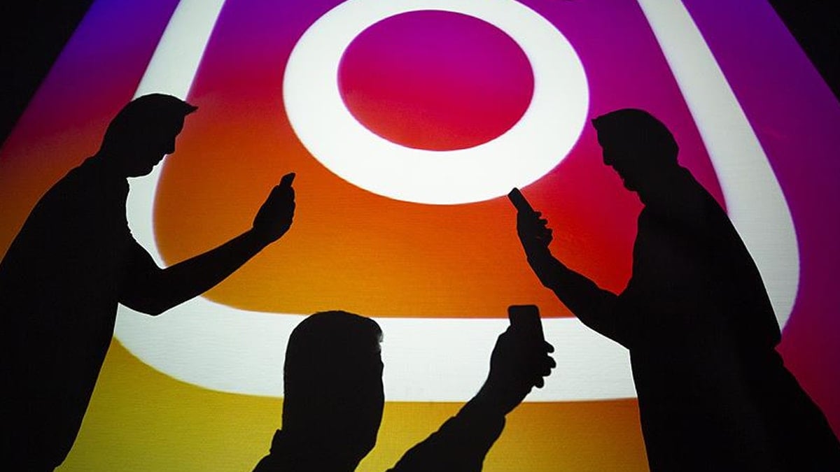 Instagram’ın yeni özelliği kullanılmaya başlandı: Kim nerede buradan göreceksiniz Instagram’ın yeni özelliği kullanılmaya başlandı: Kim nerede buradan göreceksiniz