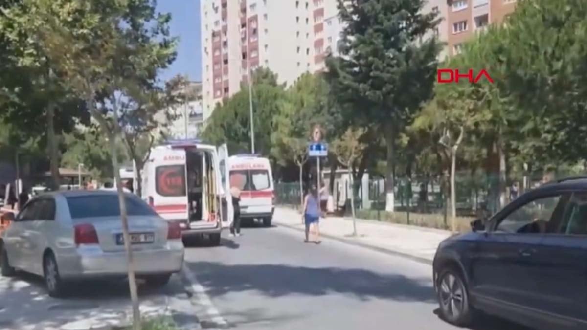 İstanbul’da 15 katlı bina tahliye edildi: Kimyasal madde paniği! İstanbul’da 15 katlı bina tahliye edildi: Kimyasal madde paniği!