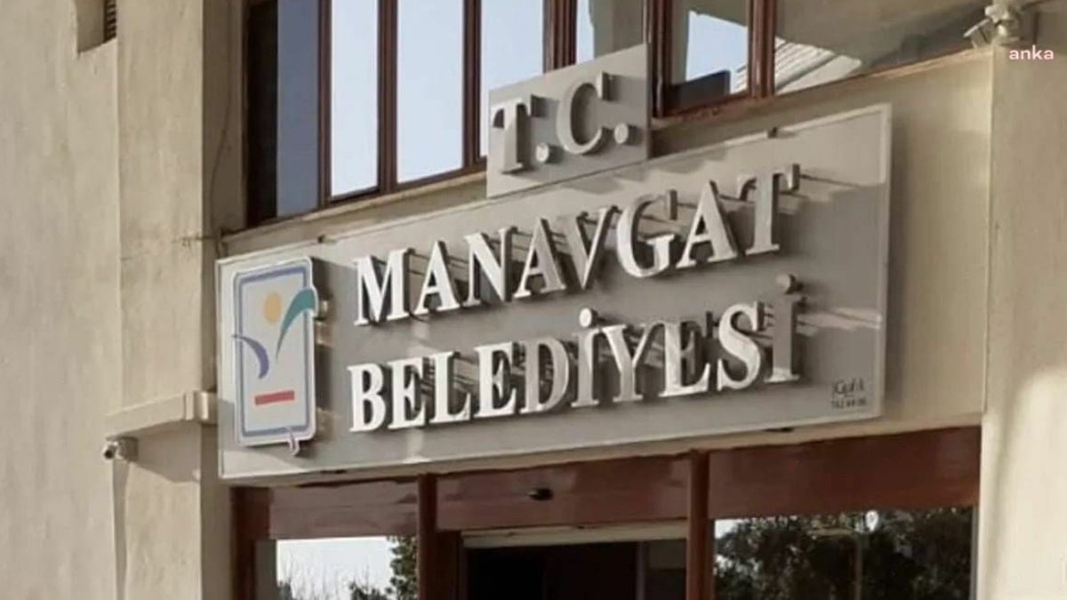 İstifa krizi YSK’da çözüldü: CHP, Manavgat’ta dengeyi sağladı! İstifa krizi YSK’da çözüldü: CHP, Manavgat’ta dengeyi sağladı!