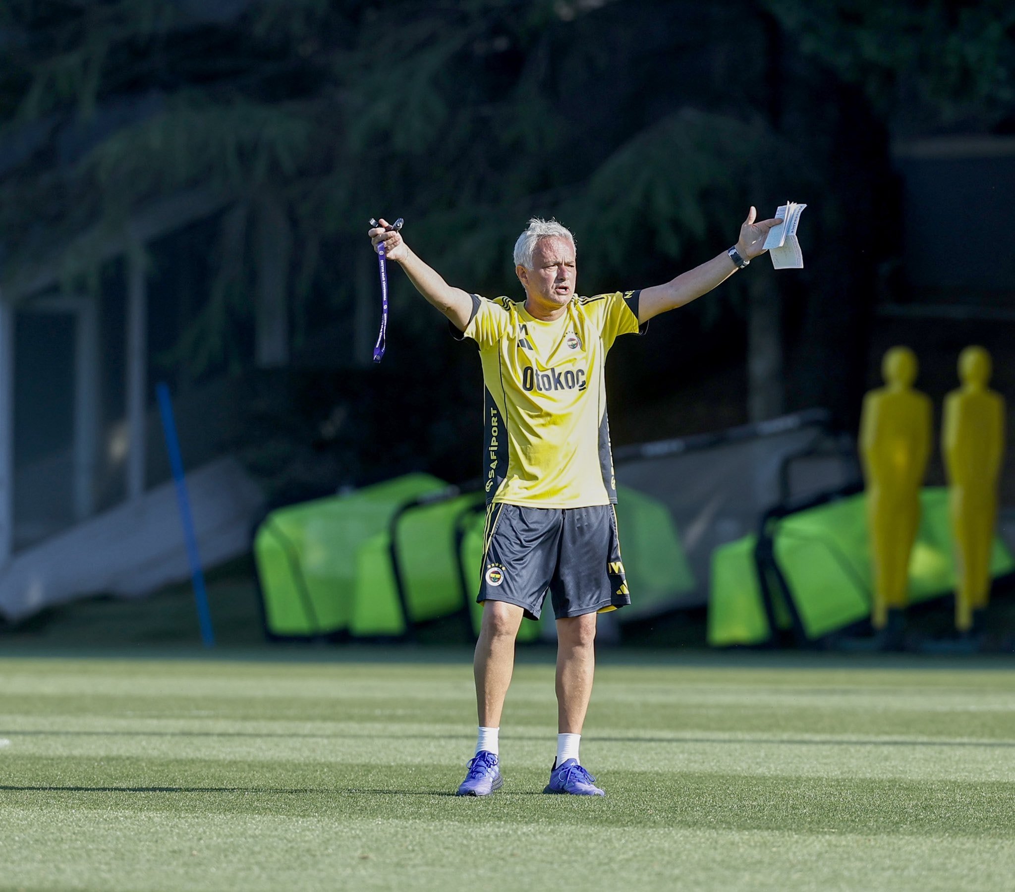 Jhon Duran, Jose Mourinho’yu çıldırttı! ‘Bu saygısızlık!’ Jhon Duran, Jose Mourinho’yu çıldırttı! ‘Bu saygısızlık!’
