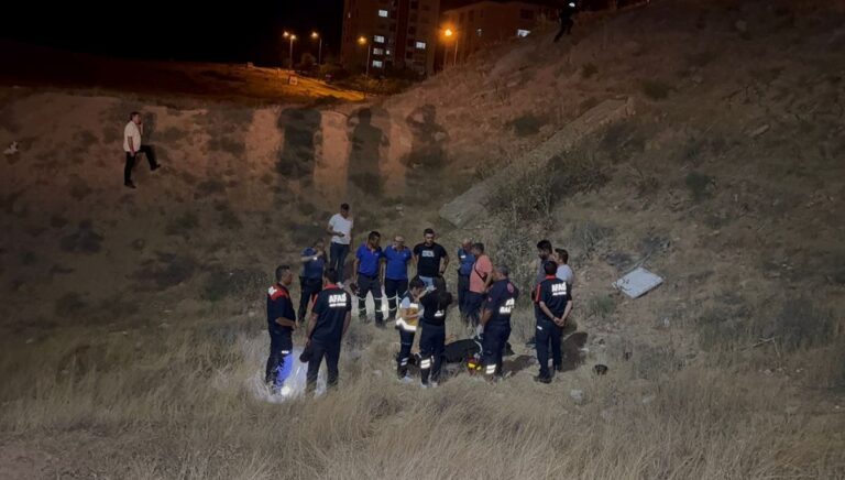 Kayıp Alzheimer hastası dağlık alanda ölü bulundu Kayıp Alzheimer hastası dağlık alanda ölü bulundu