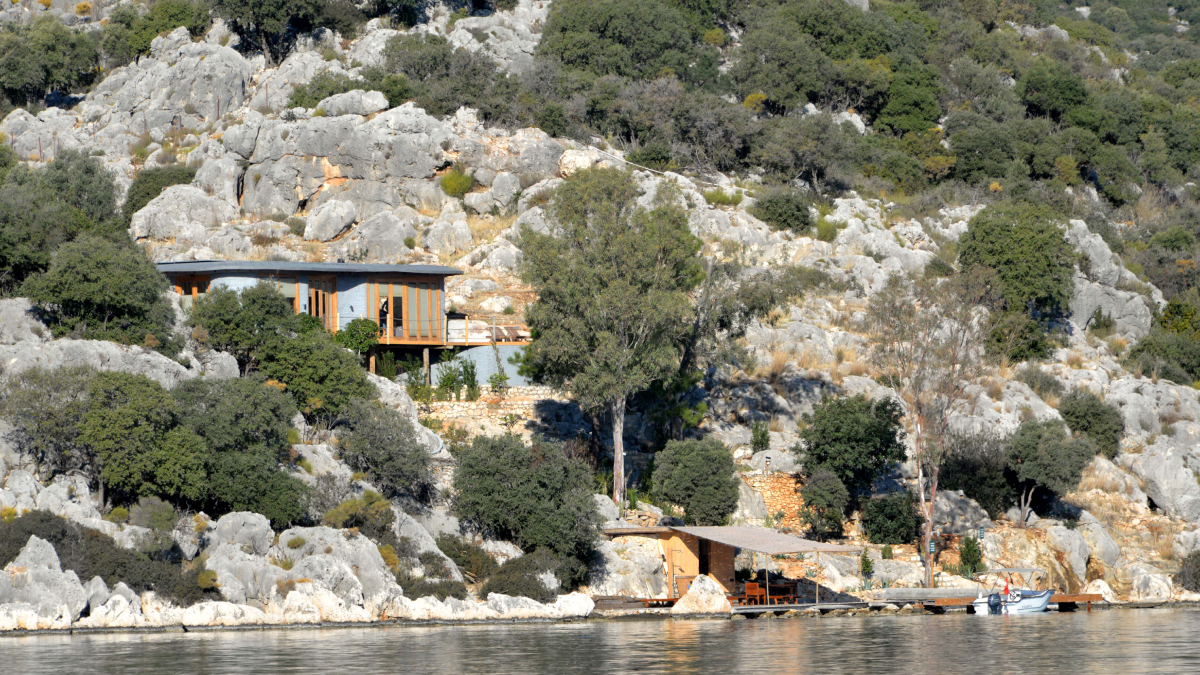Kekova’daki İngiliz villası bir türlü yıkılamıyor Kekova’daki İngiliz villası bir türlü yıkılamıyor