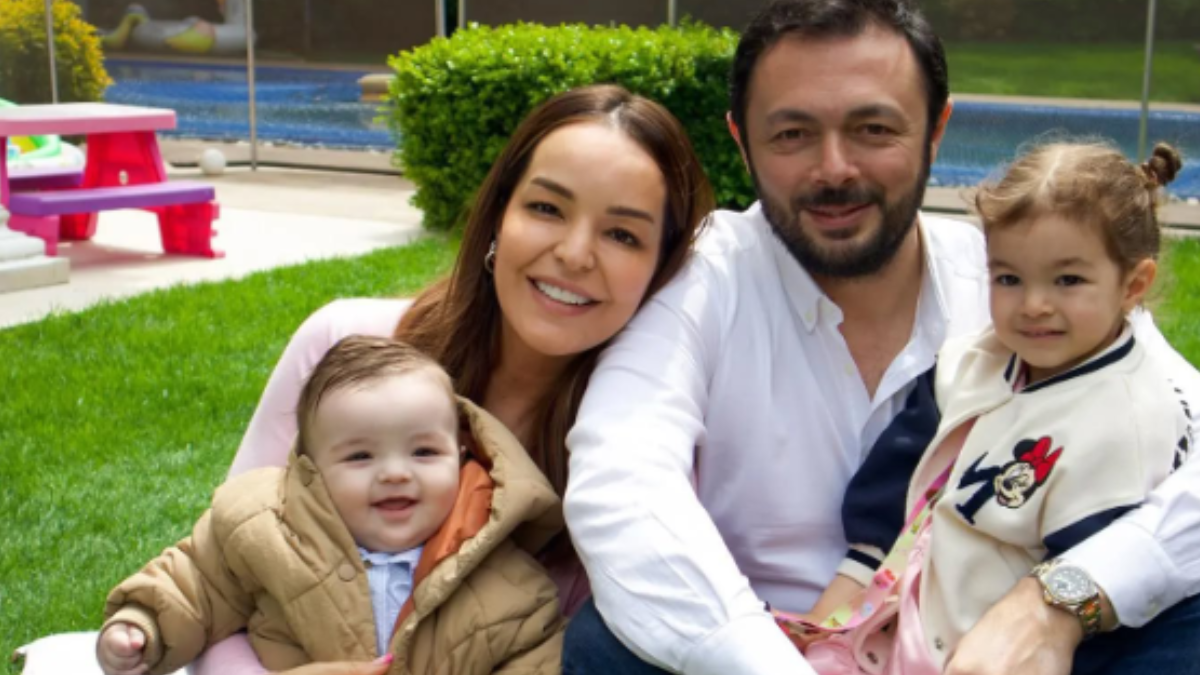 “Kimse kocamla kanka olamaz” diyen Bengü’den eski eşine gönderme “Kimse kocamla kanka olamaz” diyen Bengü’den eski eşine gönderme