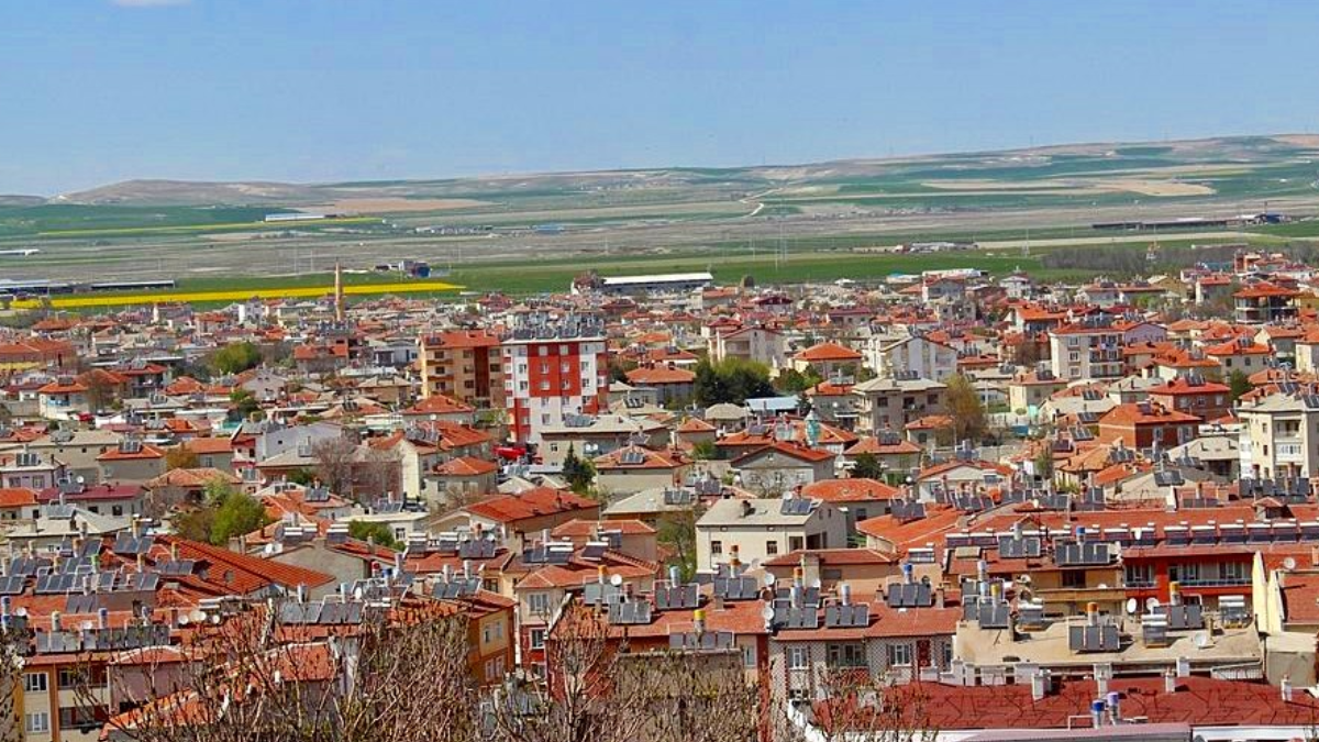 Konya’da 2 ilçe diken üstünde: Dev yarık 2 kilometreye ulaştı Konya’da 2 ilçe diken üstünde: Dev yarık 2 kilometreye ulaştı