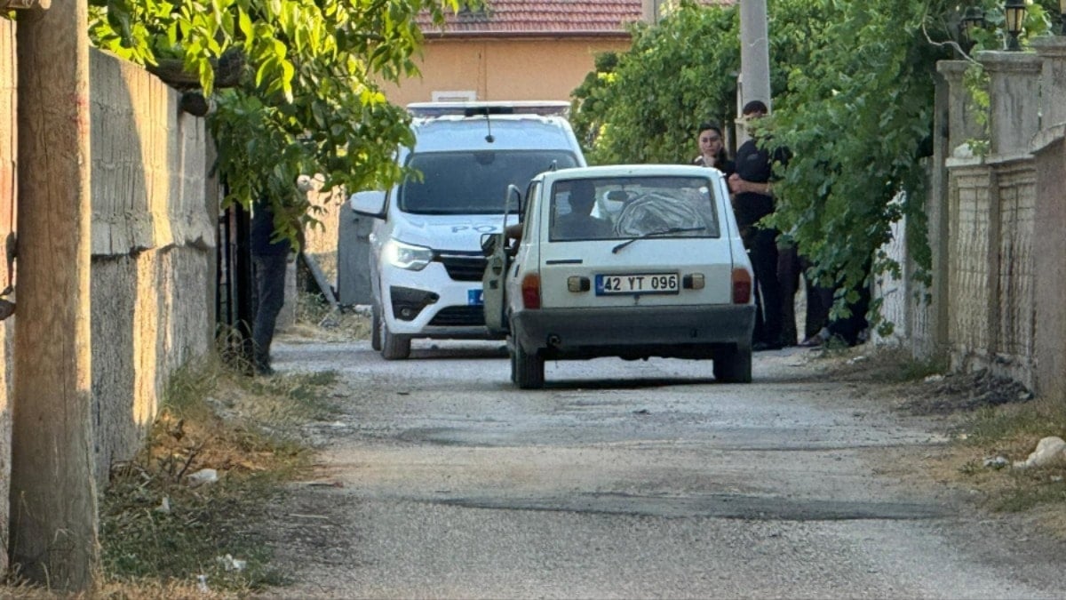 Konya’da sokak ortasında kanlı infaz: 2 ölü Konya’da sokak ortasında kanlı infaz: 2 ölü