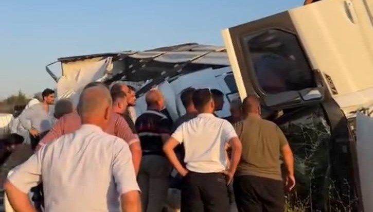 Kuzey Marmara Otoyolu’nda TIR devrildi: 2 ölü Kuzey Marmara Otoyolu’nda TIR devrildi: 2 ölü