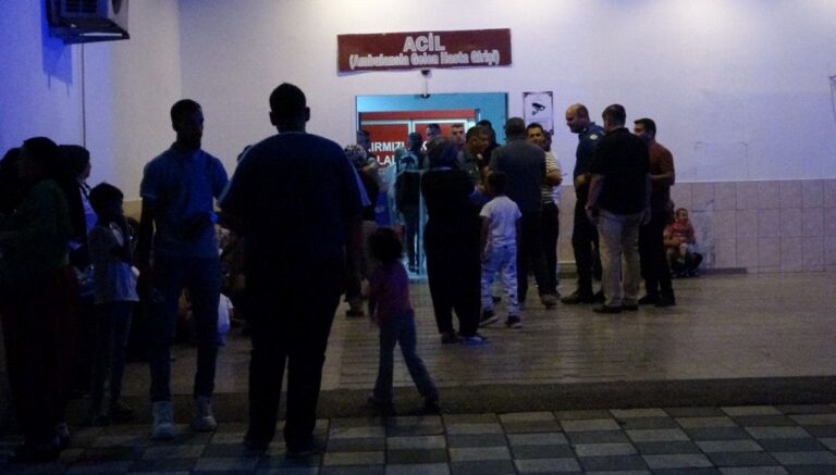 Malatya’da kadın cinayeti: Eşinin 20’den fazla bıçak darbesiyle öldürüldü Malatya’da kadın cinayeti: Eşinin 20’den fazla bıçak darbesiyle öldürüldü