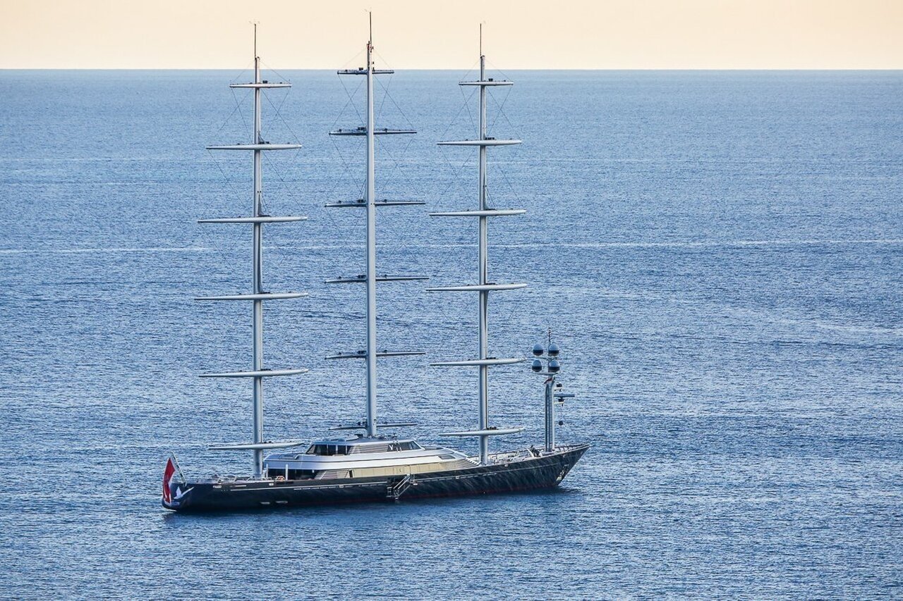 “Maltese Falcon” isimli lüks yat Marmaris’te “Maltese Falcon” isimli lüks yat Marmaris’te