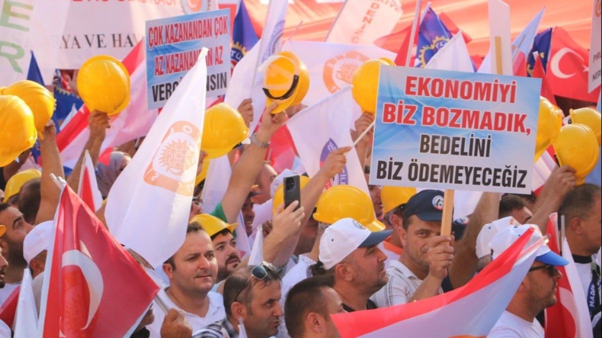 Memurun, işçinin maaşı tehlikede Memurun, işçinin maaşı tehlikede