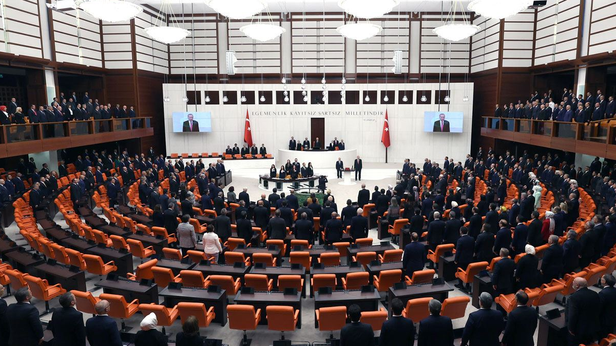 Milletvekili maaşları değişti: İşte zamlı milletvekili ve emekli milletvekili maaşları Milletvekili maaşları değişti: İşte zamlı milletvekili ve emekli milletvekili maaşları