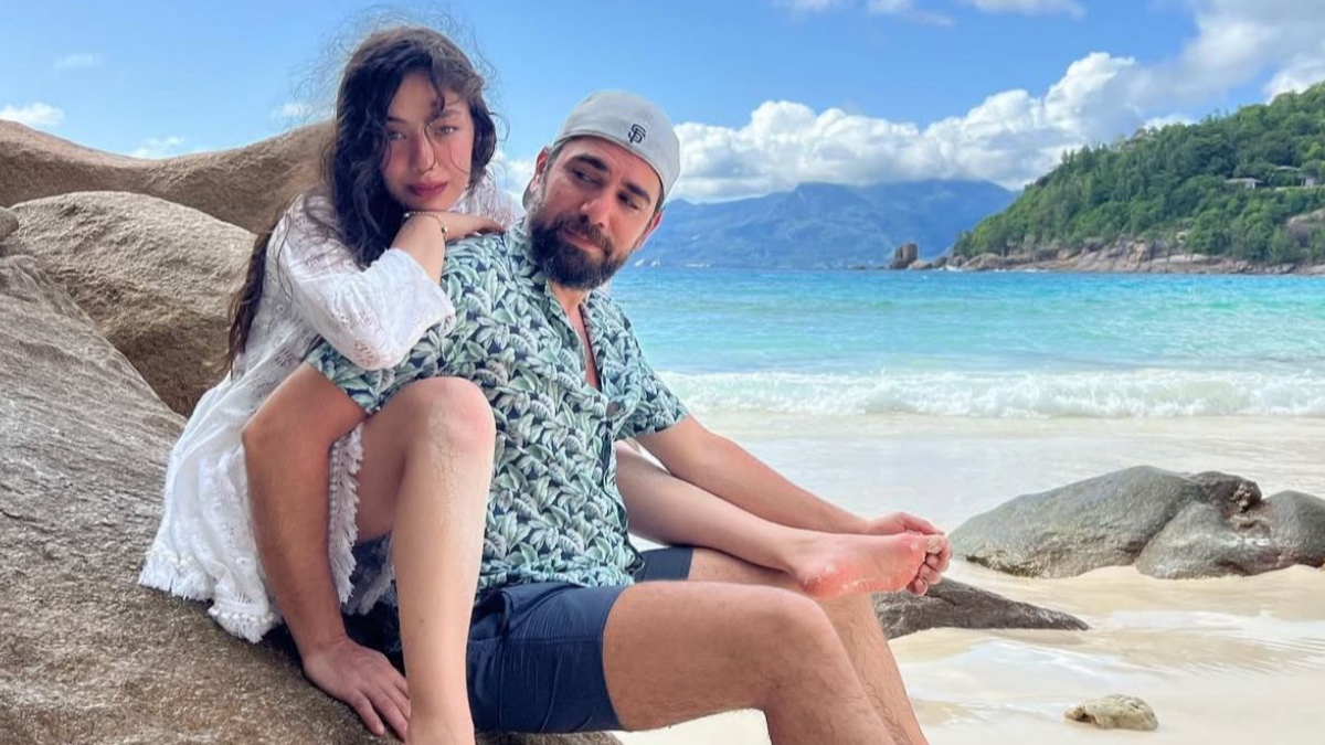 Neslihan Atagül 5 aylık oğlu Aziz’i paylaştı Neslihan Atagül 5 aylık oğlu Aziz’i paylaştı