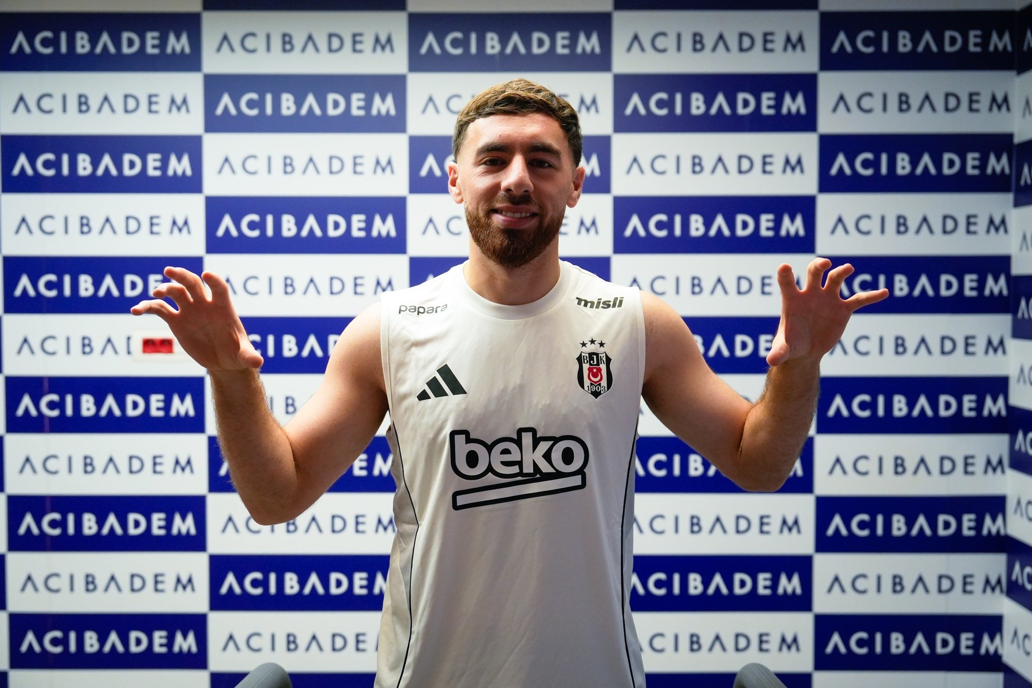 Orkun Kökçü, sağlık kontrollerinden geçti Orkun Kökçü, sağlık kontrollerinden geçti