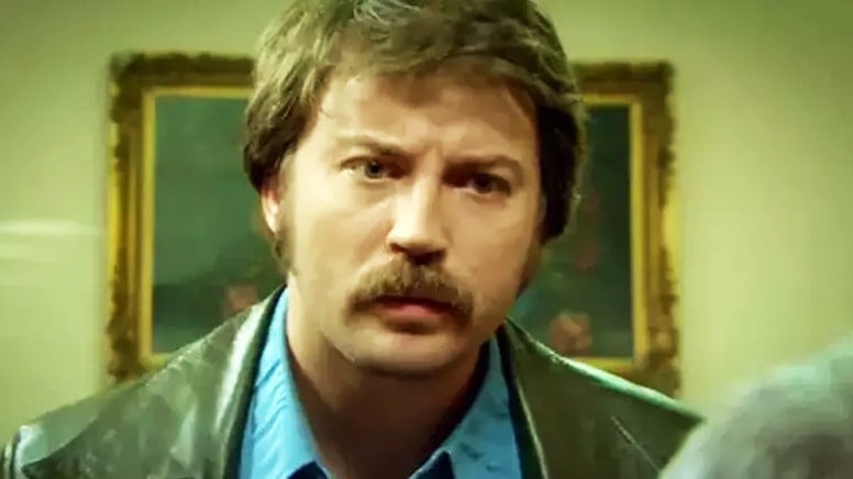 ‘Öyle Bir Geçer Zaman Ki’nin ‘Ahmet’i Tolga Güleç sunucu Öykü Cengiz ile nişanlandı ‘Öyle Bir Geçer Zaman Ki’nin ‘Ahmet’i Tolga Güleç sunucu Öykü Cengiz ile nişanlandı