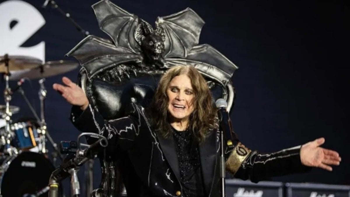 Ozzy Osbourne hayatını kaybetti Ozzy Osbourne hayatını kaybetti