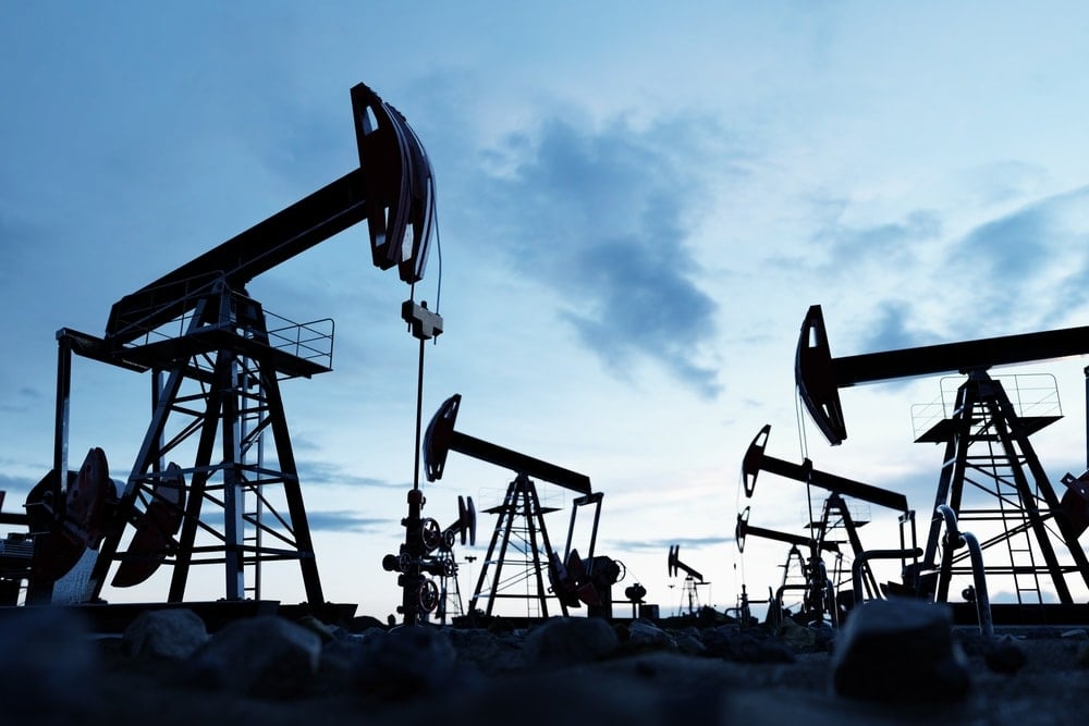 Petrol fiyatları ticaret iyimserliğiyle yükselişte Petrol fiyatları ticaret iyimserliğiyle yükselişte