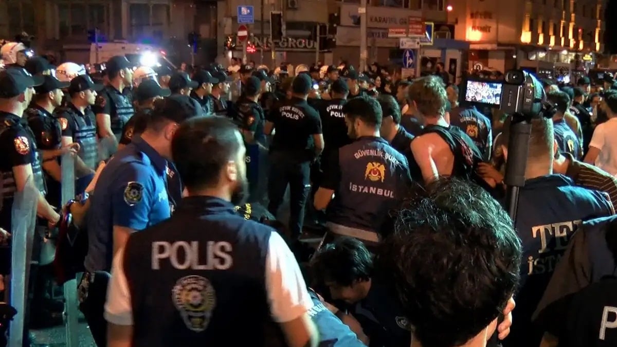 Saraçhane eylemcilerinden 15’ine tutuklama talebi Saraçhane eylemcilerinden 15’ine tutuklama talebi