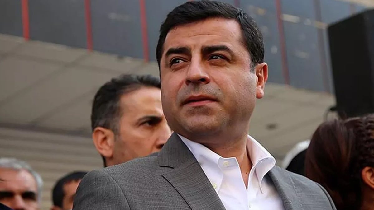 Selahattin Demirtaş’la ilgili dikkat çeken karar! Avukatları duyurdu Selahattin Demirtaş’la ilgili dikkat çeken karar! Avukatları duyurdu