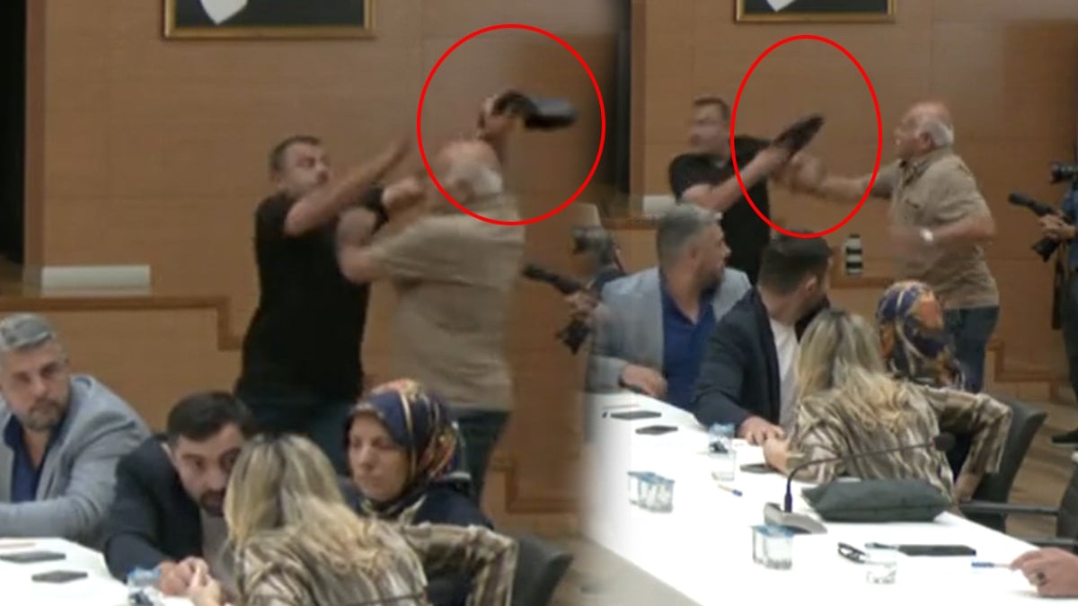 Şile Belediye seçiminde kavga çıktı, ayakkabı havada uçuştu Şile Belediye seçiminde kavga çıktı, ayakkabı havada uçuştu