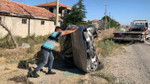 Sollama yapan otomobil takla attı, 21 yaşındaki sürücü yaralandı Sollama yapan otomobil takla attı, 21 yaşındaki sürücü yaralandı