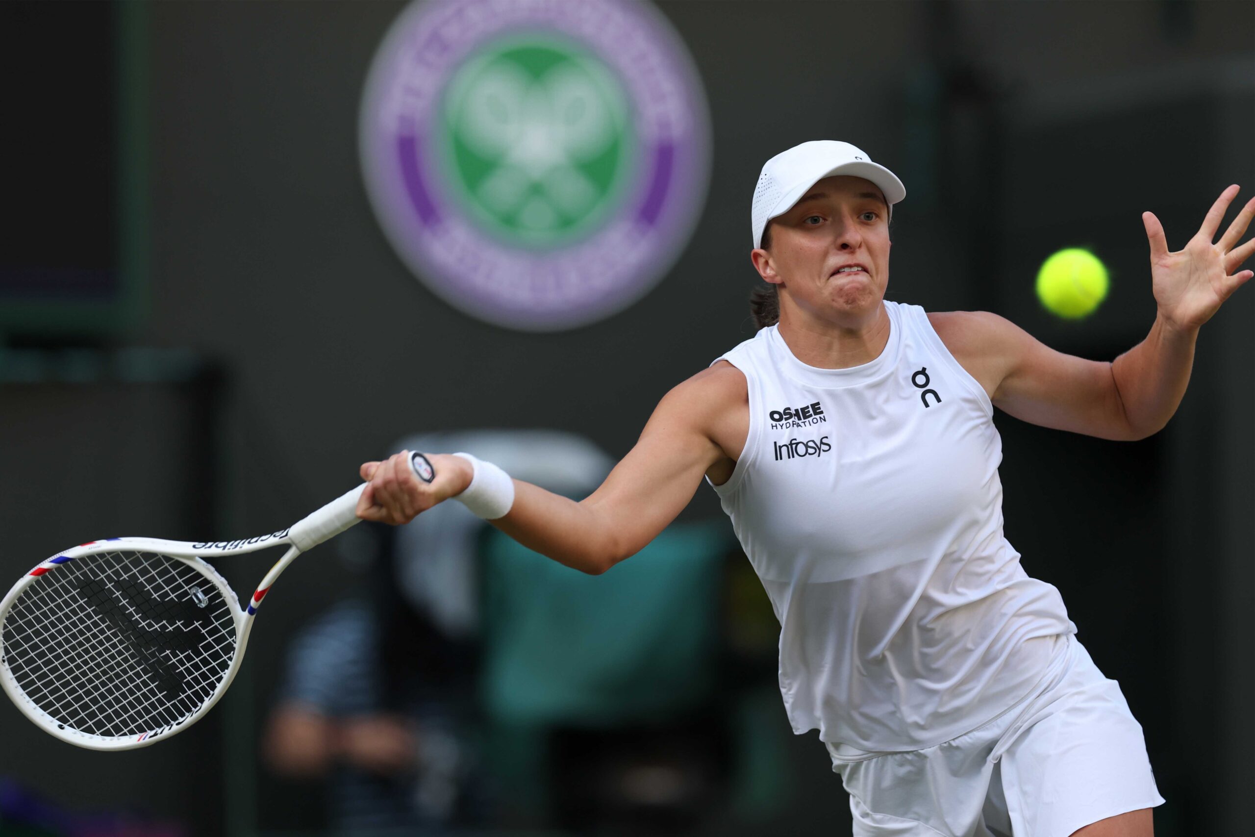 Swiatek, Wimbledon’da yarı finale çıktı Swiatek, Wimbledon’da yarı finale çıktı