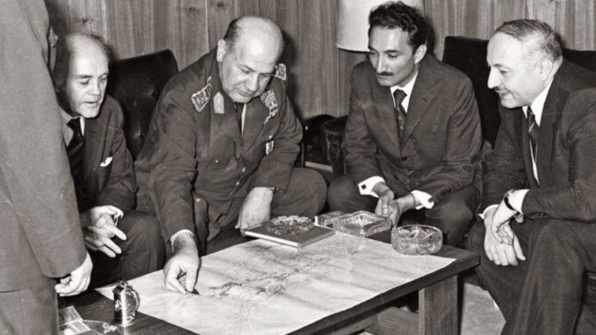 Tam 51 yıl önce bugün Ayşe tatile çıktı Tam 51 yıl önce bugün Ayşe tatile çıktı