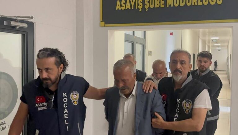 Tartıştığı yeğenlerini öldüren amca tutuklandı Tartıştığı yeğenlerini öldüren amca tutuklandı