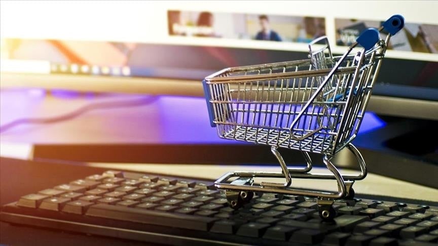 Tatil sezonu e-ticaret sektörünü hareketlendirdi Tatil sezonu e-ticaret sektörünü hareketlendirdi