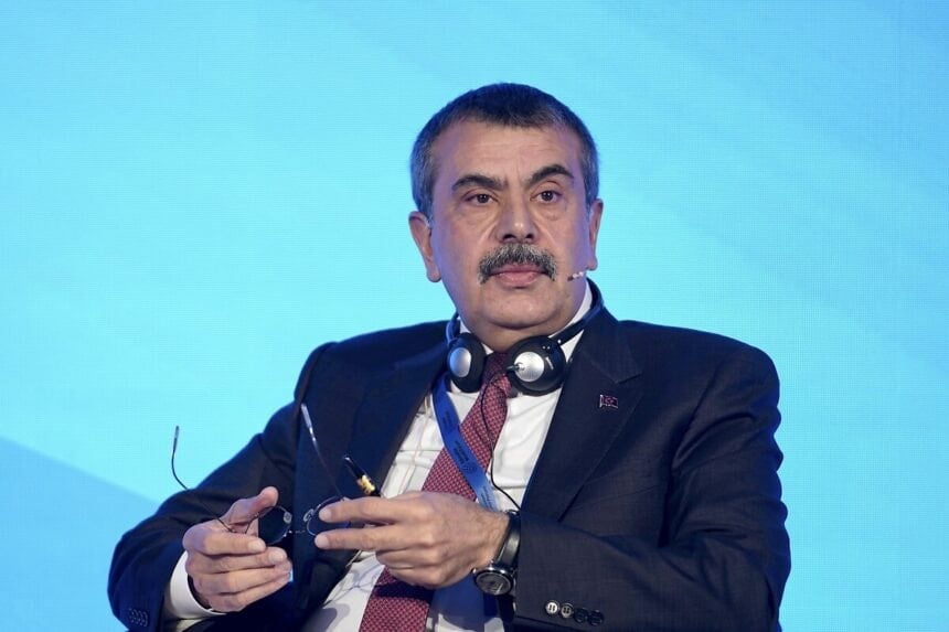 Televizyona çıkıp konuştu şüpheleri daha da artırdı Televizyona çıkıp konuştu şüpheleri daha da artırdı
