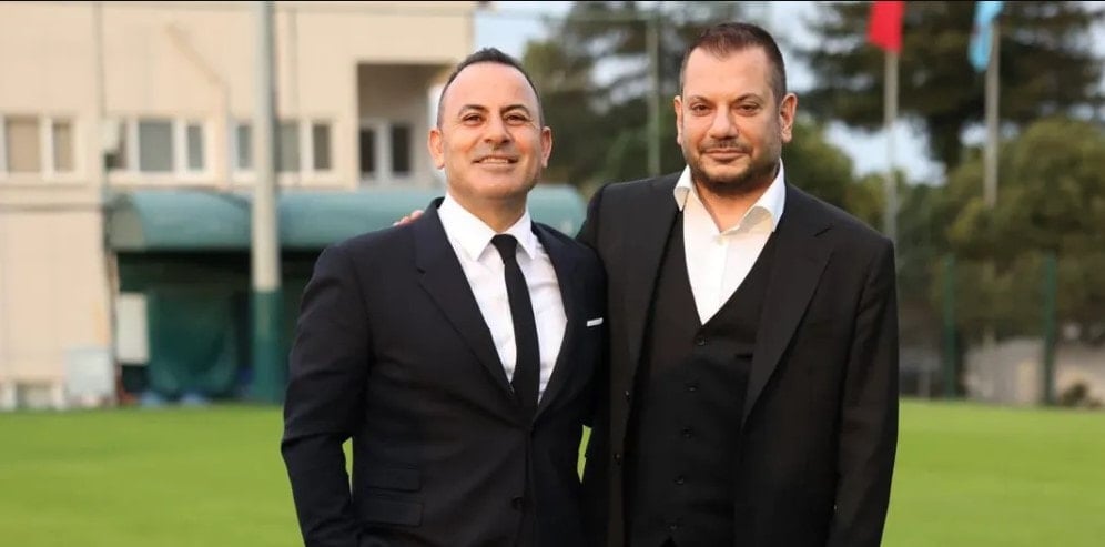 Trabzonspor yöneticisine sokak ortasında gasp! Tam 300 bin Euro… Trabzonspor yöneticisine sokak ortasında gasp! Tam 300 bin Euro…